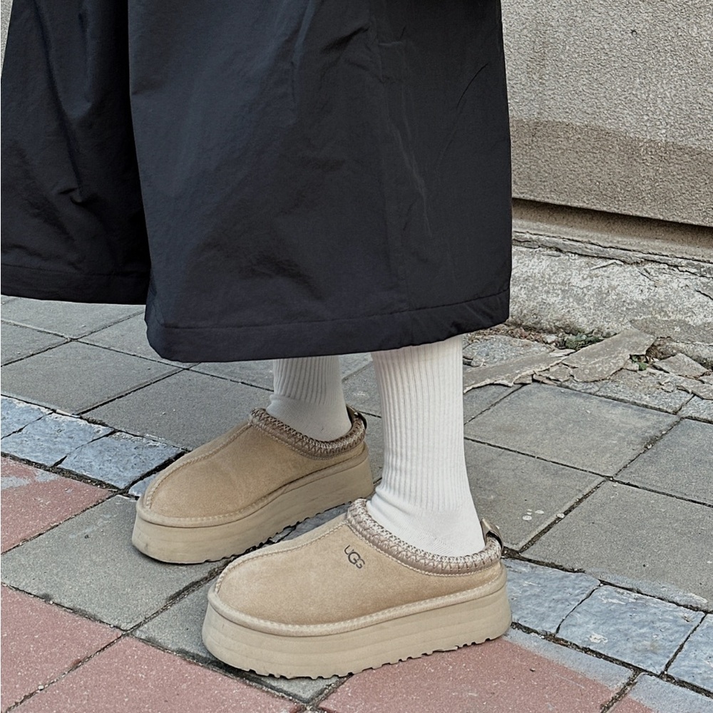 UGG platform slippers